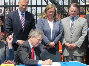 Port Compact Signing 4-30-12